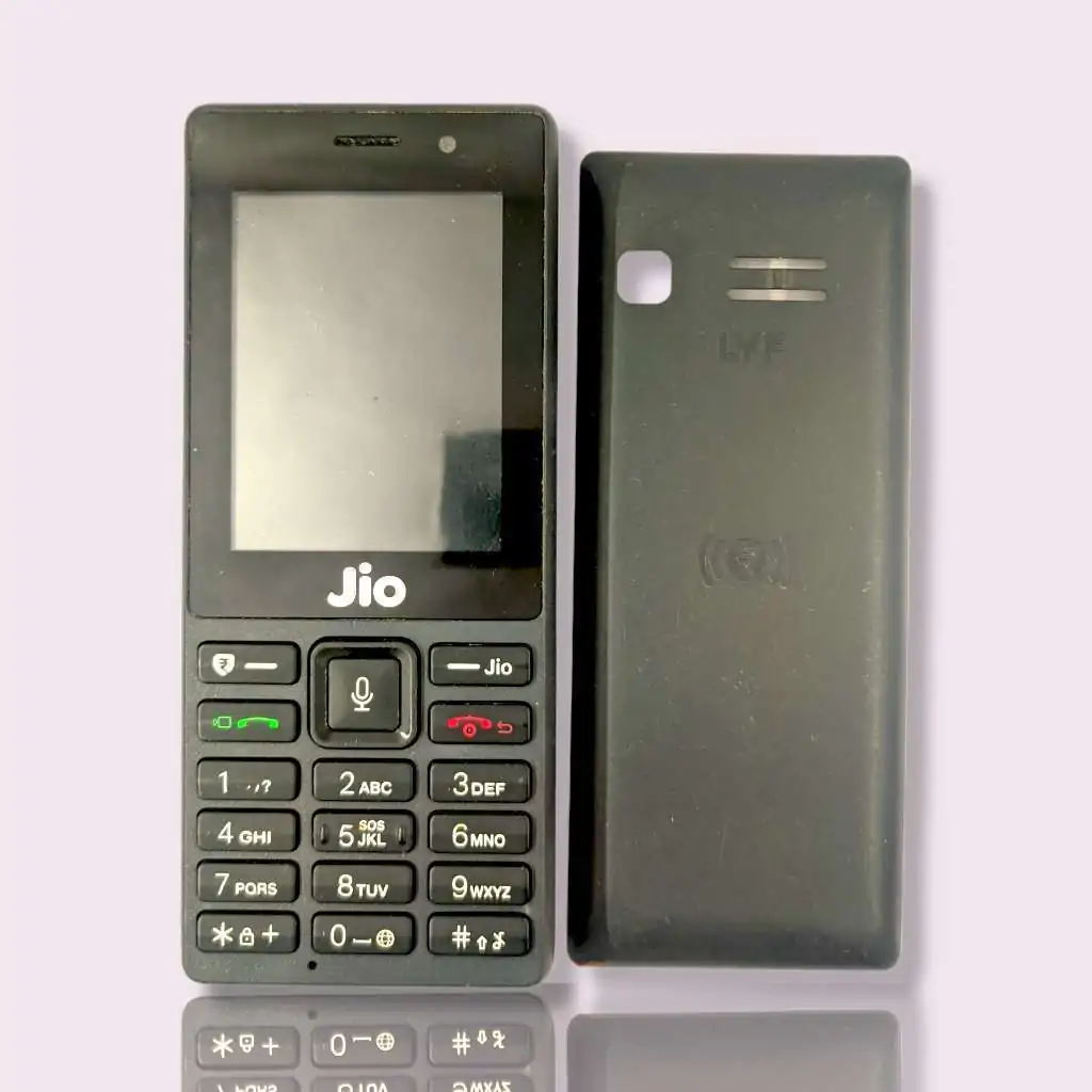 Jio F220 Keypad Mobile Phone - Basic, Reliable with Long Battery - Image 5